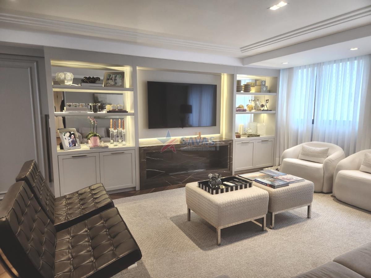 LINDO 3 SUÍTES - 2 VAGAS - PERTO DO HIPPO